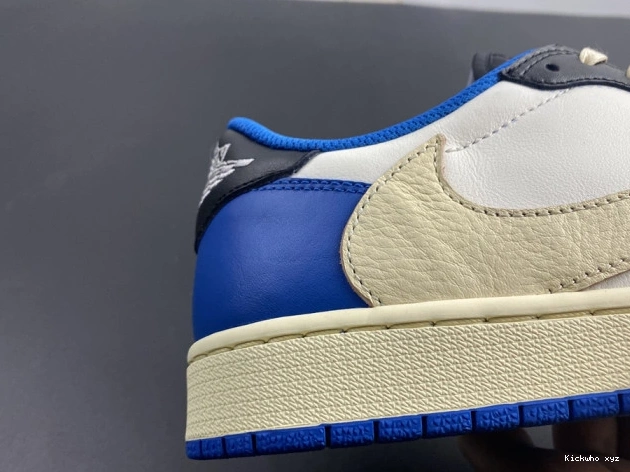 Travis DM7866-140 1 x Jordan Low Design x Scott Air Retro Fragment 0714